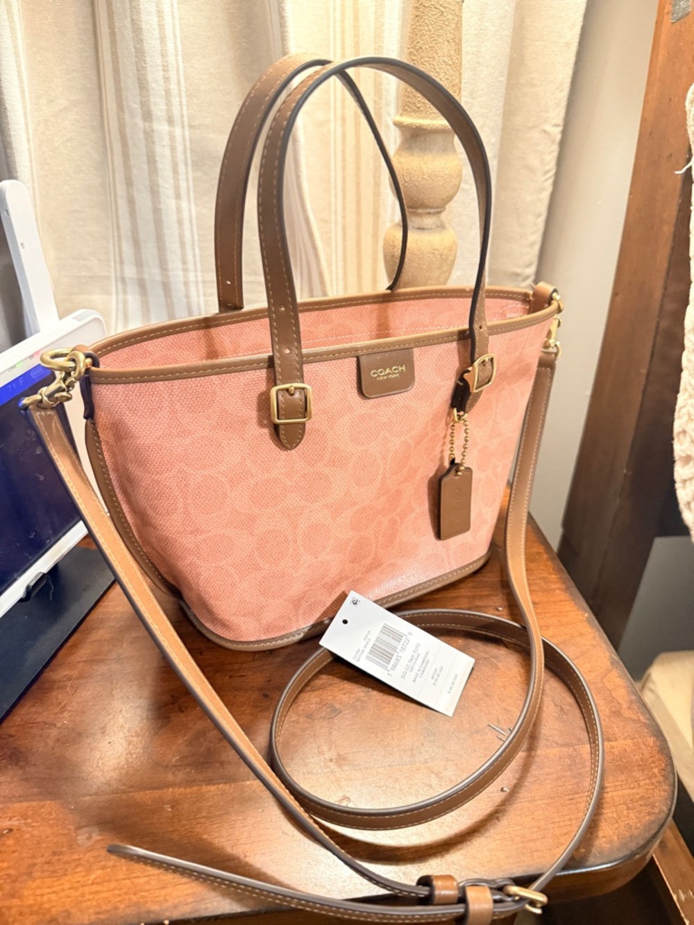 COACH TAXI TOTE 21 PINK SABLE
